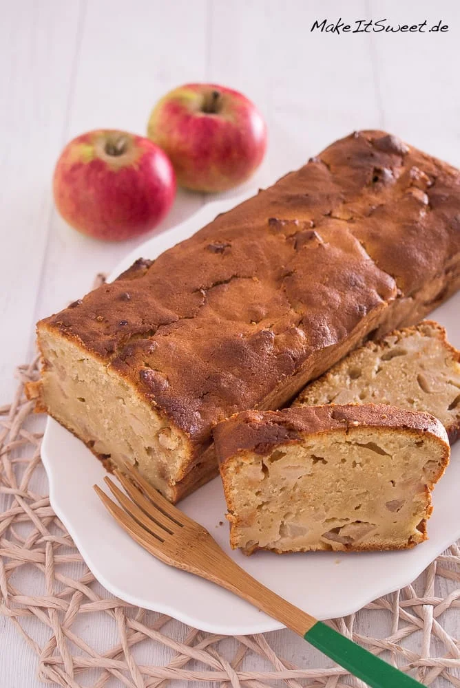 Delicious Apple-Curd Cake in a Loaf Pan